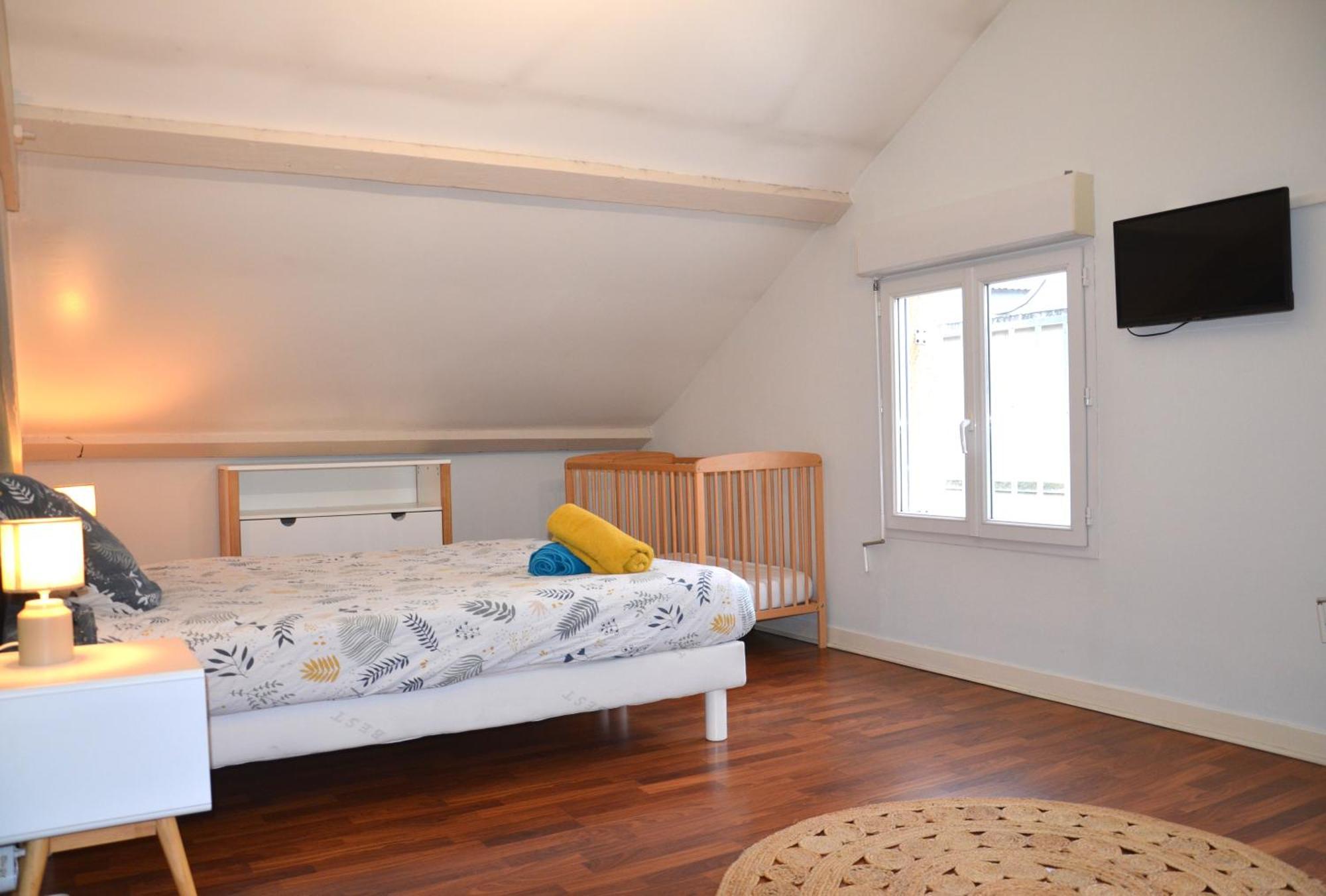 Апартаменти Le Cocon Troyen - 6-8P - 2 Parking Gratuits Труа Екстер'єр фото
